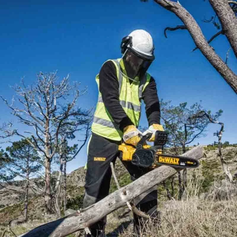 DEWALT DCM565N XR Brushless Chainsaw 18V Bare Unit - DEWDCM565N 4 DEWALT DCM565N XR Brushless Chainsaw 18V Bare Unit - DEWDCM565N - Image 4