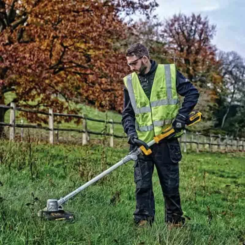 DEWALT DCMST561N XR Brushless String Trimmer 18V Bare Unit - DEWMST561N 3 DEWALT DCMST561N XR Brushless String Trimmer 18V Bare Unit - DEWMST561N - Image 3