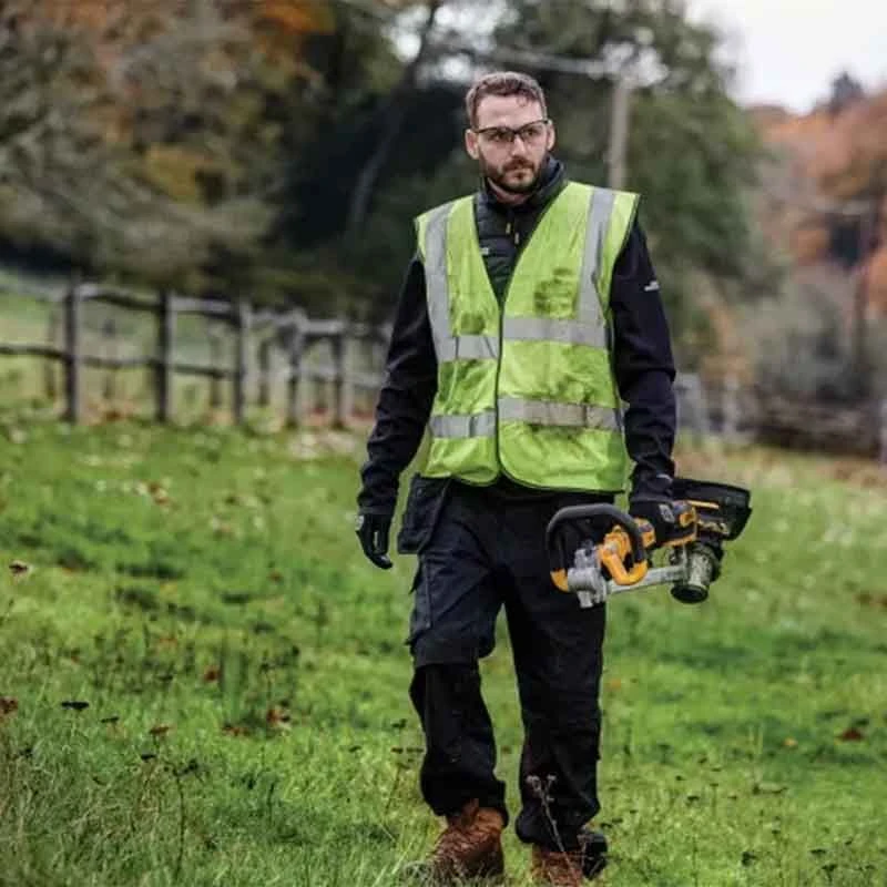 DEWALT DCMST561N XR Brushless String Trimmer 18V Bare Unit - DEWMST561N 4 DEWALT DCMST561N XR Brushless String Trimmer 18V Bare Unit - DEWMST561N - Image 4