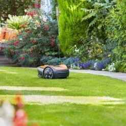 Flymo EasiLife GO 500m² Robotic Lawnmower - 9704632-01