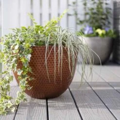 La Hacienda Plant Avenue Elements Copper 38cm Garden Pot - 90351CO 6 La Hacienda Plant Avenue Elements Copper 38cm Garden Pot - 90351CO -OUTSUNNY Sales Shop l a la hacienda elements 90351co lifestyle