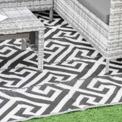 Outsunny 6 X 9ft Reversible Outdoor Rug - Black & White - 844-480 -OUTSUNNY Sales Shop outsunny 844 480 6