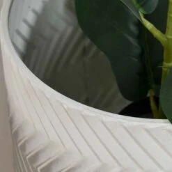 Outsunny Metal Plant Stand With Pot - Set Of 2 - White/Grey/Black - 845-826V01GY -OUTSUNNY Sales Shop outsunny 845826v01gy close up